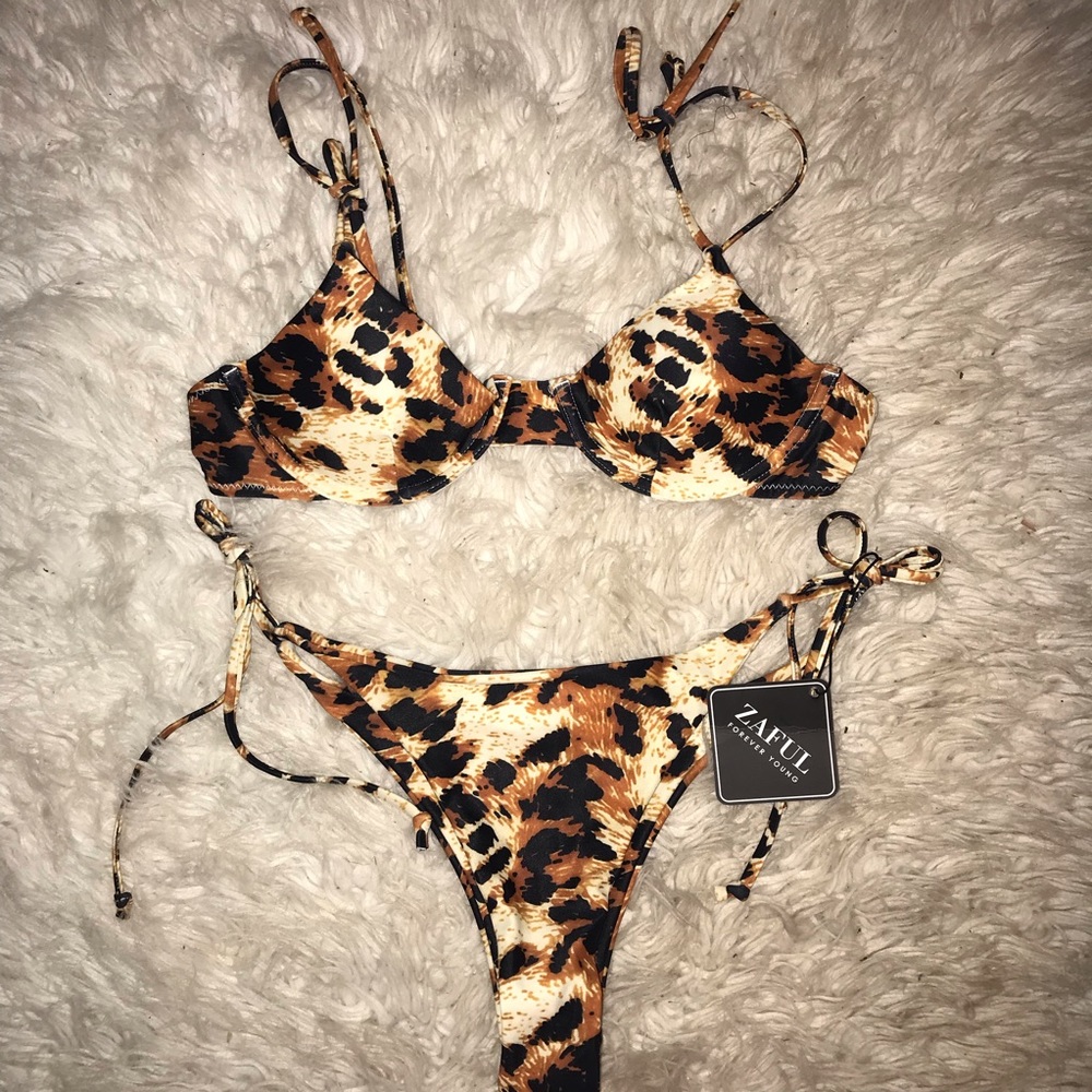 NWT Zaful Leopard Print Bikini